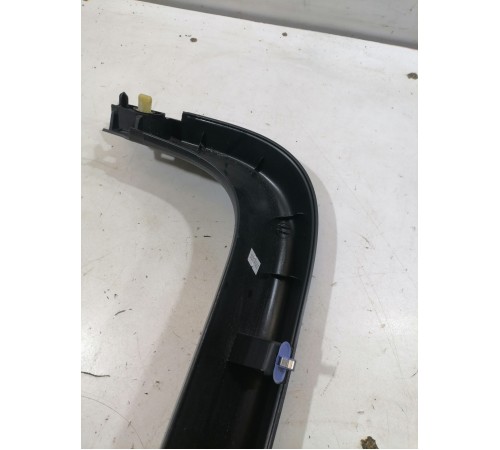 Обшивка крышки багажника левая