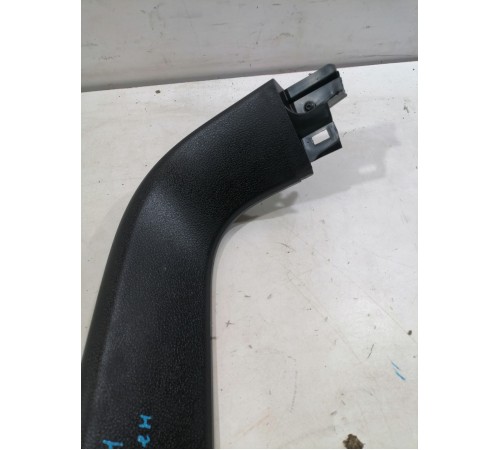 Обшивка крышки багажника левая