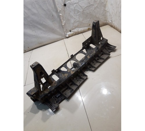 Кронштейн заднего бампера