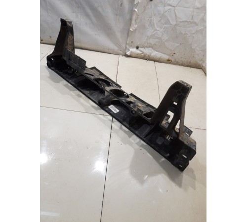 Кронштейн заднего бампера