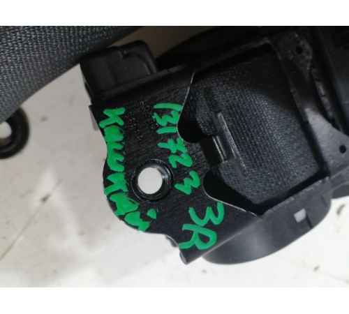 Ремень безопасности задний правый