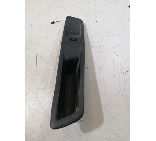 Накладка обшивки двери передняя правая