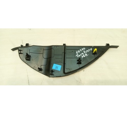 Накладка торпеды левая