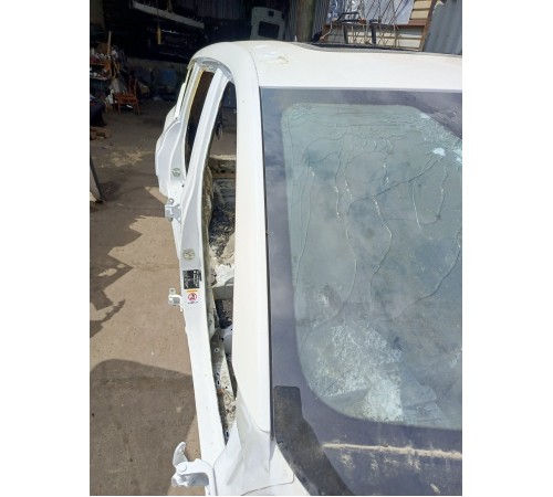 Стойка лобового стекла правая