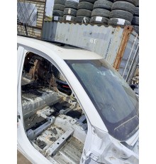 Стойка лобового стекла правая