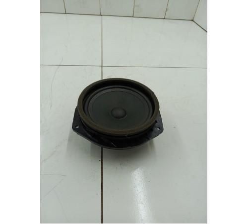 Динамик двери среднечастотный