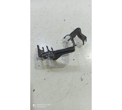 Кронштейн(крепление) тормозного шланга задний левый