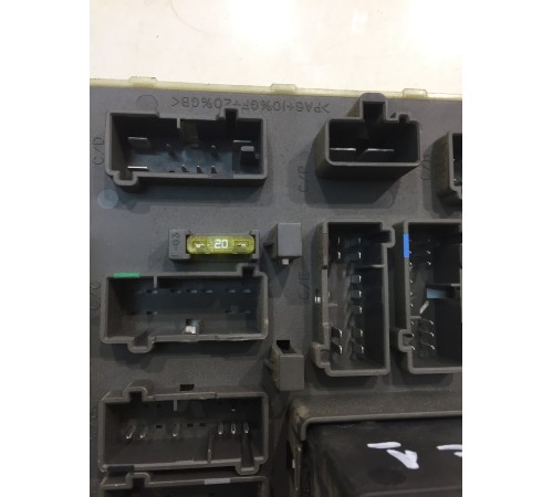 Блок предохранителей (салонный)