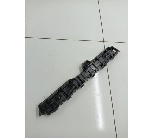 Кронштейн заднего бампера правый