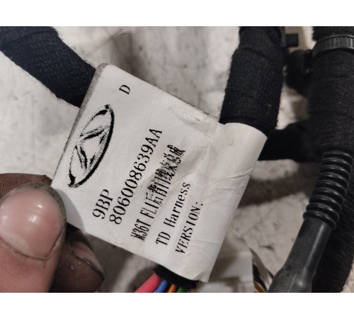 Электропроводка крышки багажника