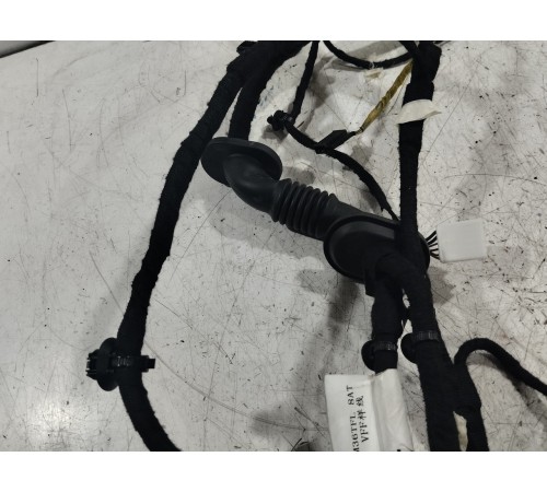 Электропроводка крышки багажника