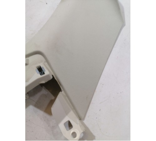 Обшивка багажника правая верхняя