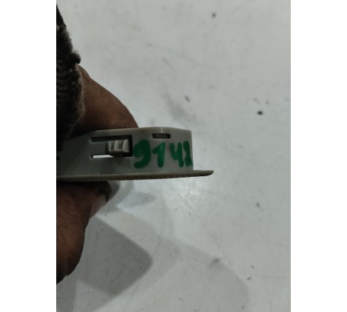 Крышка в потолок салона