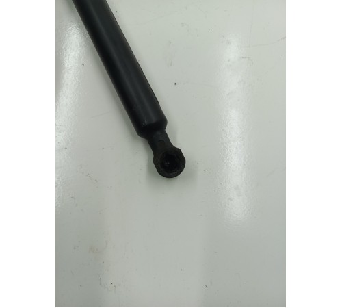 Амортизатор крышки багажника 