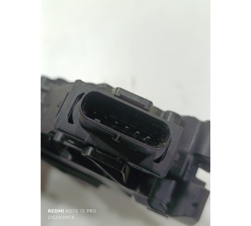 Педаль газа