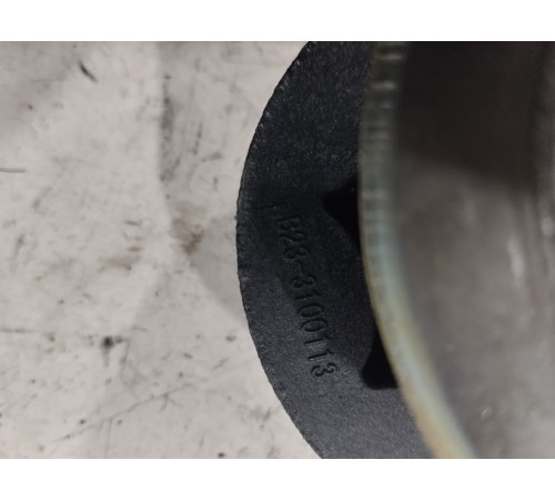 Крепление запасного колеса