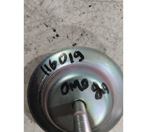 Крепление запасного колеса