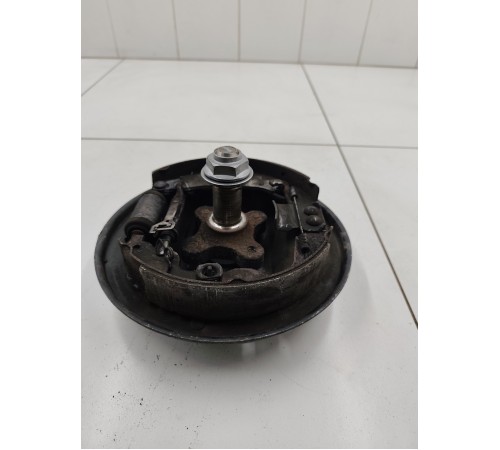 Щиток тормозного механизма задний левый