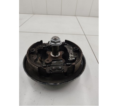 Щиток тормозного механизма задний левый