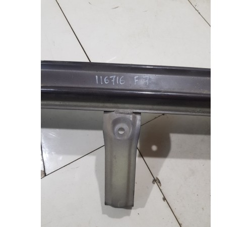 Усилитель заднего бампера