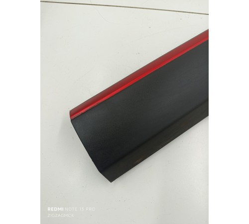 Накладка двери передняя правая