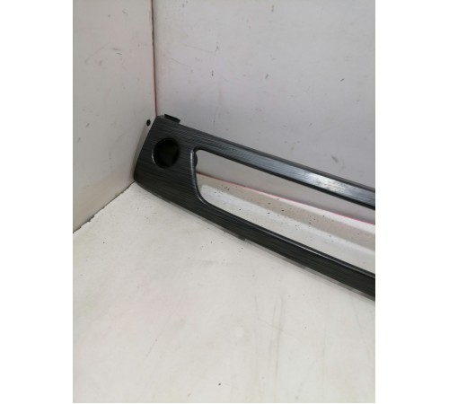 Накладка торпедо декоративная