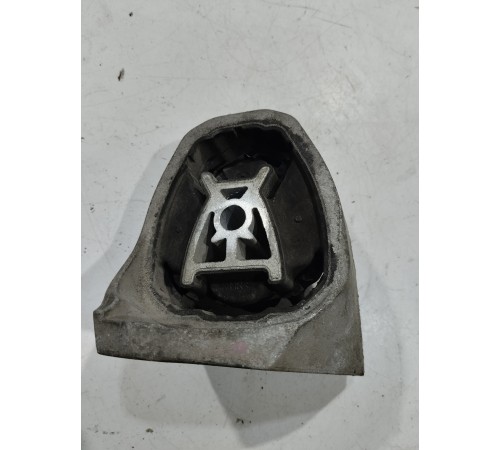 Подушка крепления двигателя