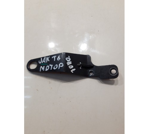 Кронштейн двигателя