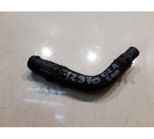 Патрубок системы охлаждения