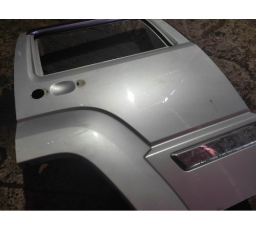 Дверь (задняя, правая)