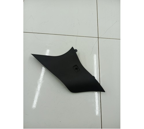 Обшивка стойки задняя левая