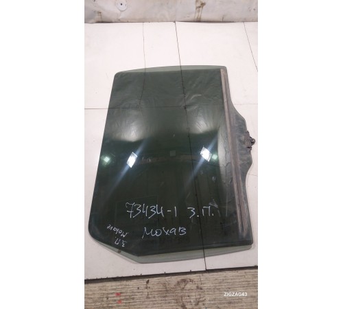 Стекло двери заднее правое