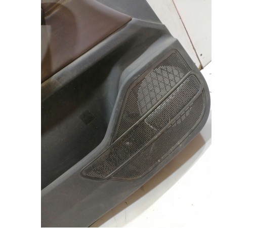 Обшивка двери передняя левая