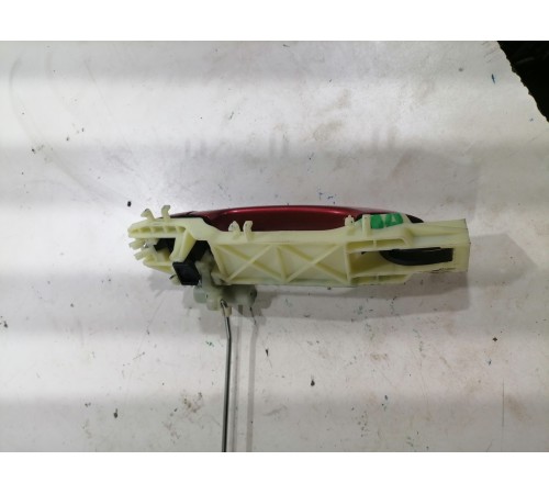 Ручка двери передняя правая внешняя