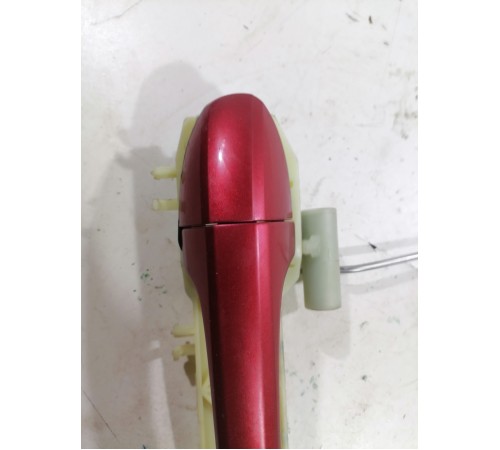 Ручка двери передняя правая внешняя