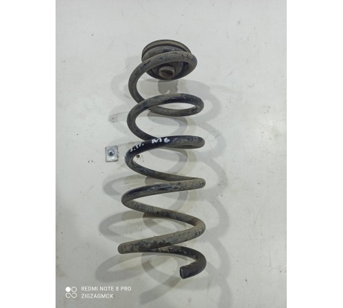 Пружина задняя правая