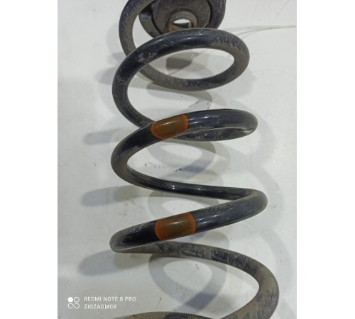 Пружина задняя правая