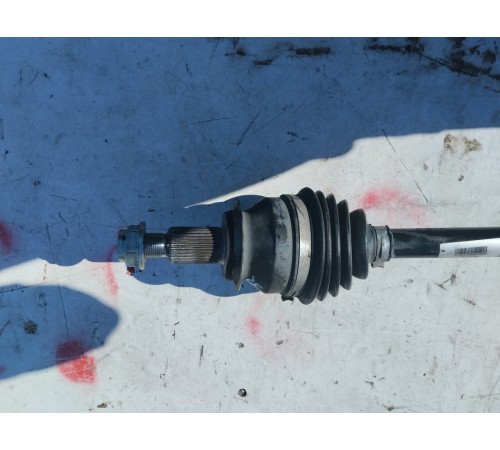 Привод (полуось) передний левый