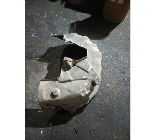 Локер подкрылок задний левый