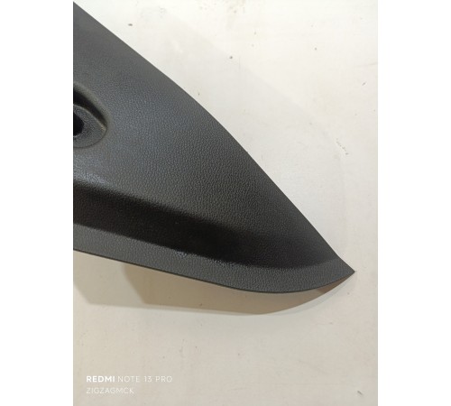 Обшивка багажника левая верхняя