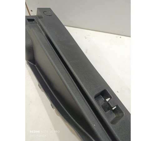 Обшивка багажника левая верхняя