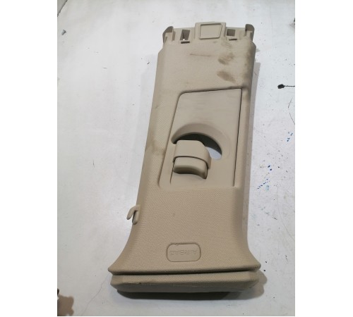 Обшивка стойки правая