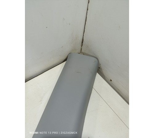 Обшивка стойки лобового стекла правая