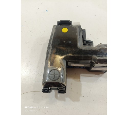 Клемма аккумулятора плюс