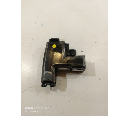 Клемма аккумулятора плюс