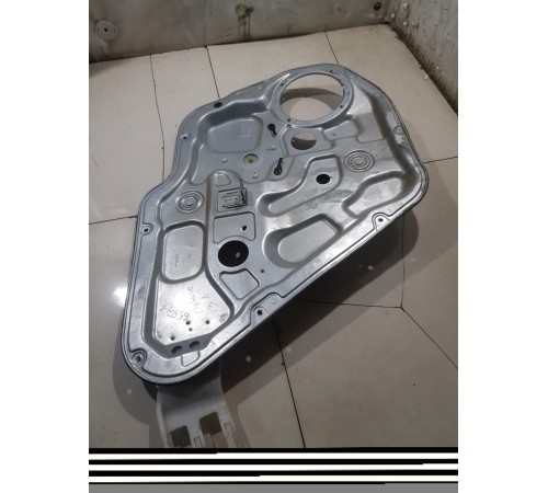 Стеклоподъемник задний левый