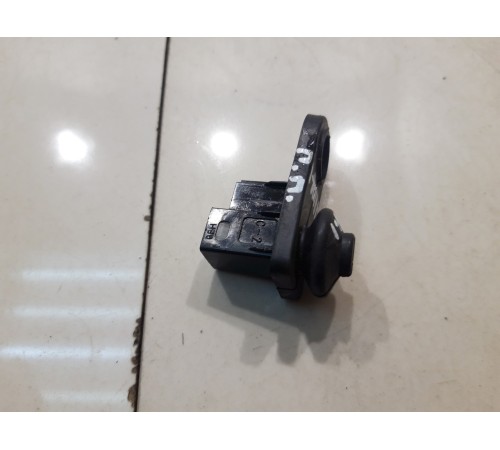 Концевик двери(передний правый)