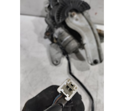 Механизм подъема крышки багажника