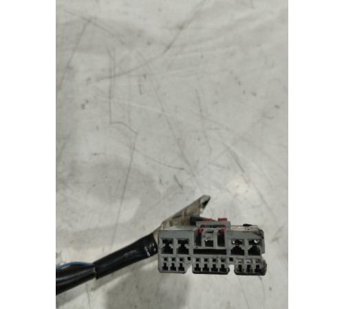 Механизм подъема крышки багажника