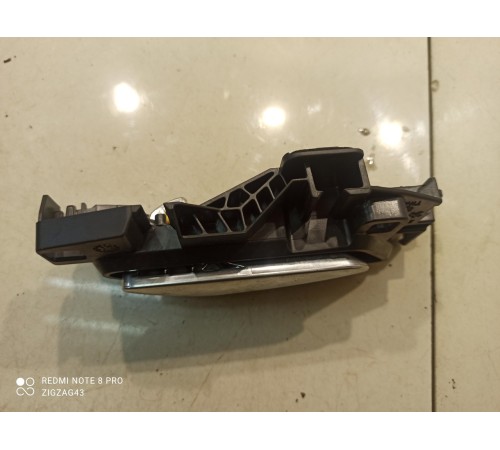 Ручка двери (задняя, правая, внутренняя)